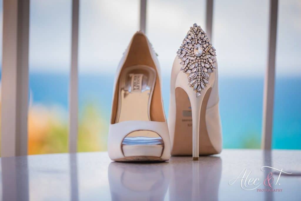 Shoes in Los Cabos beautiful for weddings 