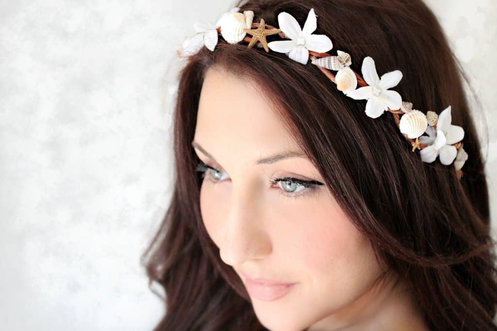 12 nautical-wedding-ideas-bridal-headband-wedding-hair-accessories.full
