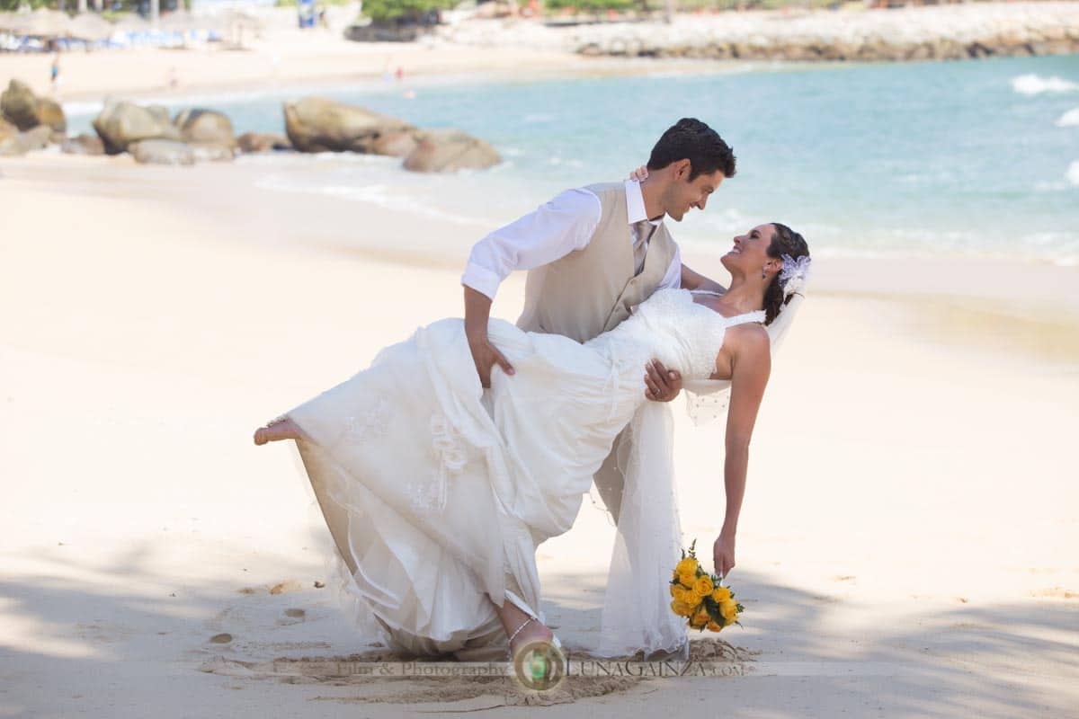 wedding-beach-mexico