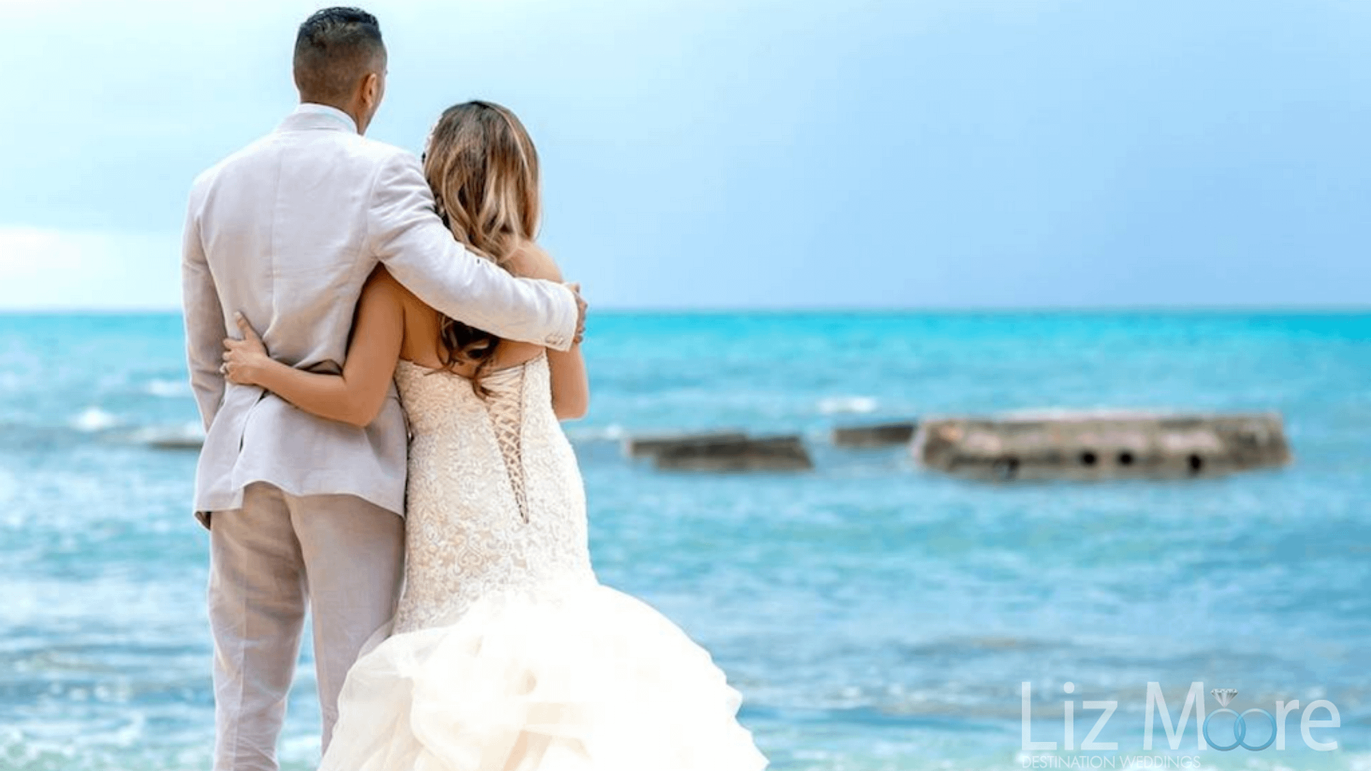 unbelievable-turquoise-blue-cancun-weddings
