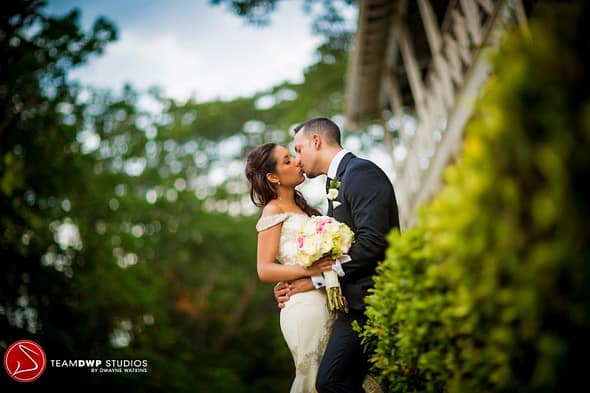 Couple in picture Jamaican wedding photo's