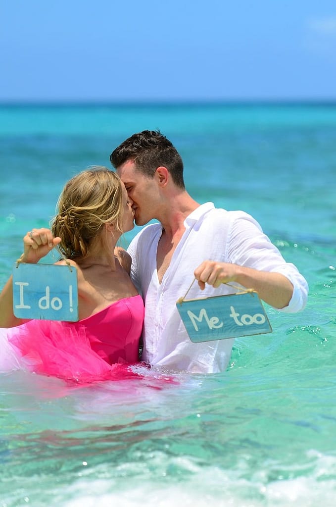Sandals couple say I do in the water 