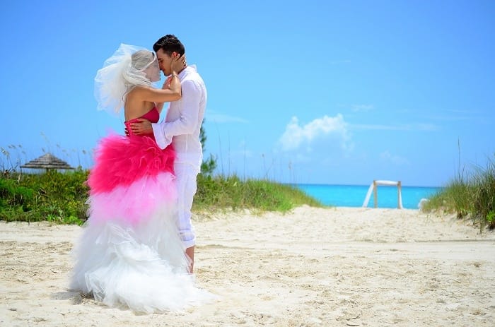  wedding couple in the bahamas 