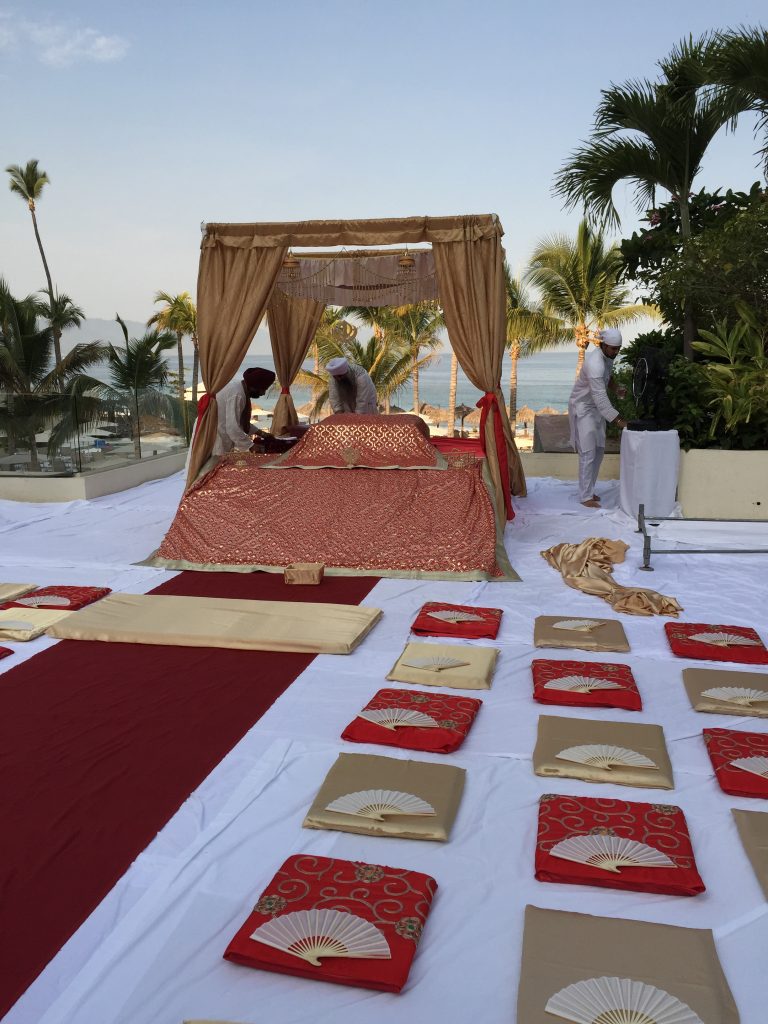 9 india gate wedding decor 