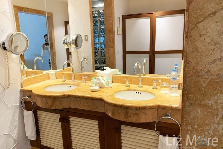 Zoetry-Villa-Rolandi-Oceanfront-Suite-double-vanity-sinks.jpg