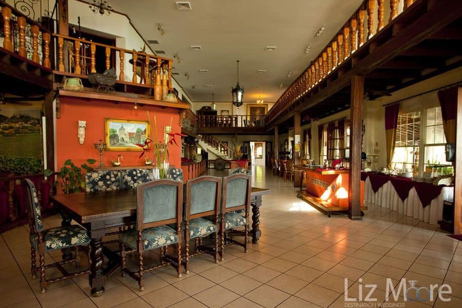 Hotel-Parador-Resort-Spa-lobby-area-with-dining-table.jpg