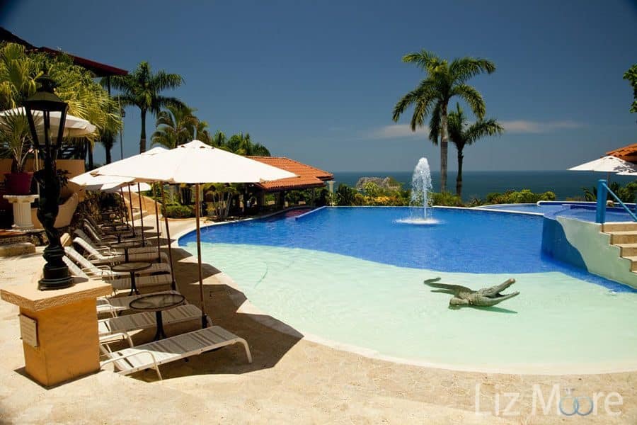 Hotel-Parador-Resort-Spa-main-pool.jpg