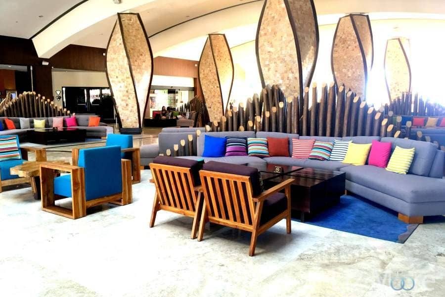 Hyatt-Ziva-Los-Cabos-Lounge-Area.jpg