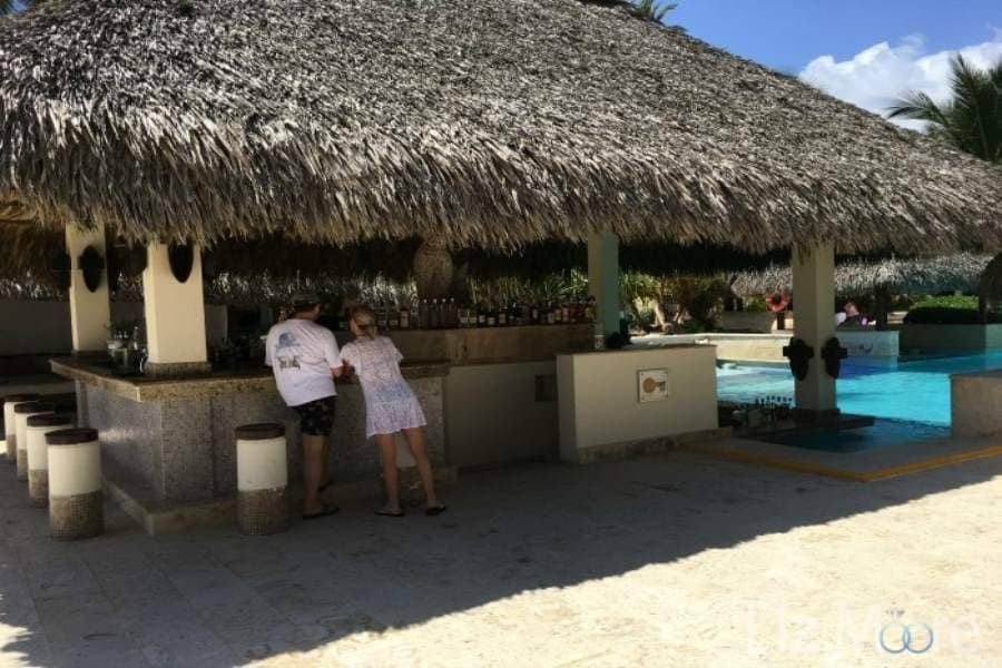 Paradisus-Punta-Cana-Beach-Bar.jpg