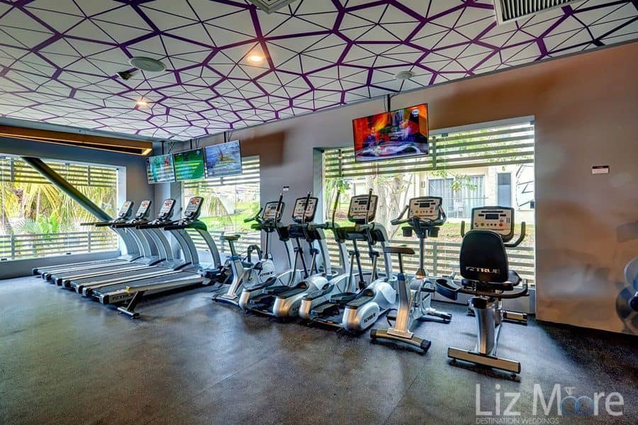 Planet-Hollywood-Costa-Rica-pumped-fitness-center.jpg