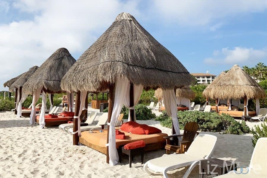 Secrets-Playa-Mujeres-Golf-And-Spa-preferred-club-beach-cabanas.jpg