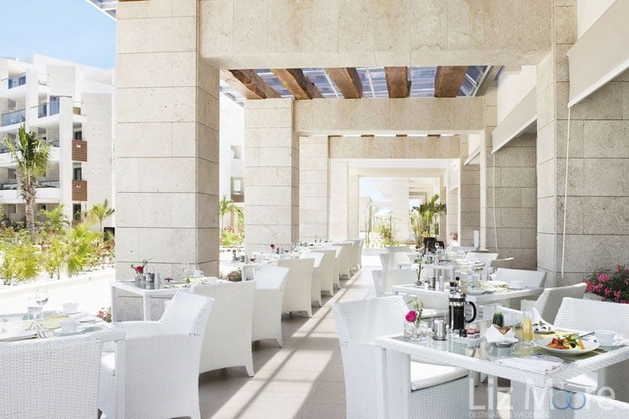 The-Beloved-Hotel-Playa-Mujeres-restaurant-outdoor-area.jpg